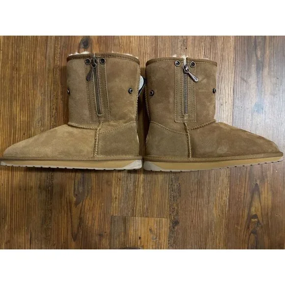 EMU Australia Women's Chestnut Stinger Sheepskin Boots - Size 6 US - Brand New